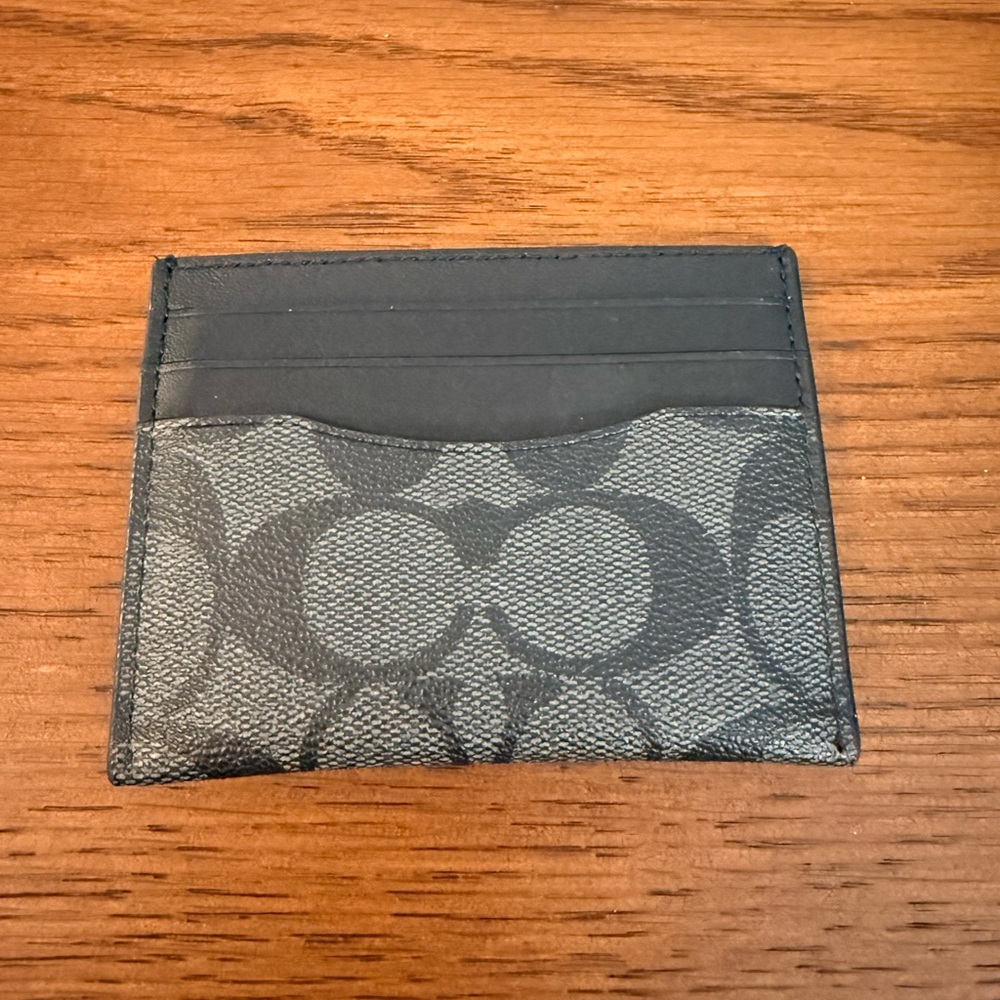 Slim Coach ID wallet